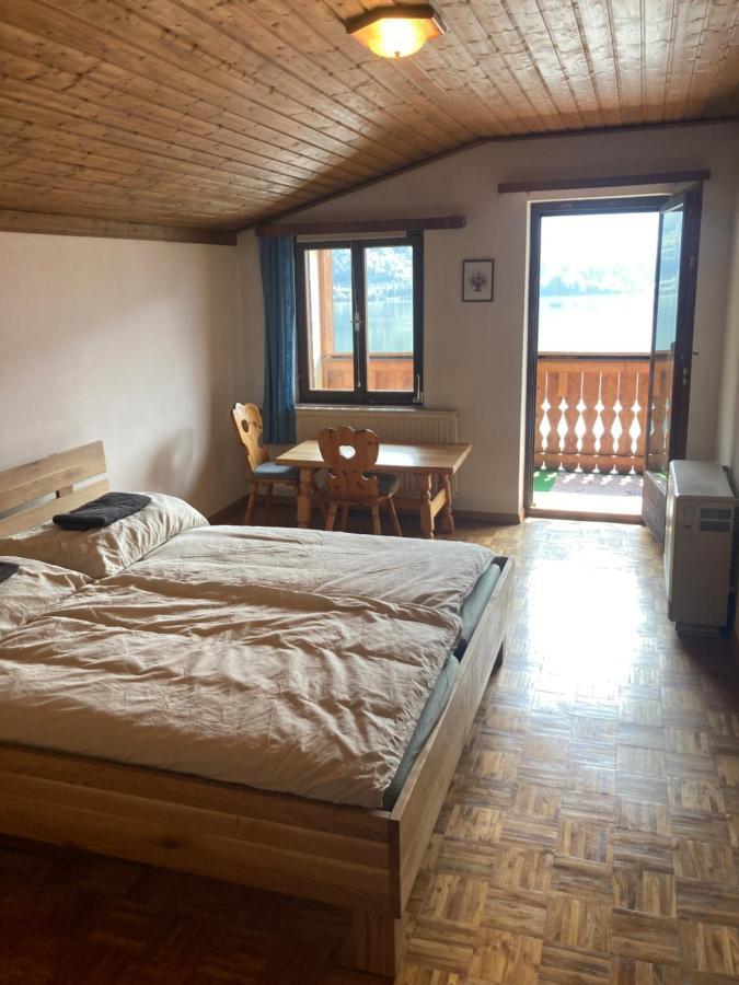 Privatzimmer Am See 哈尔施塔特 外观 照片